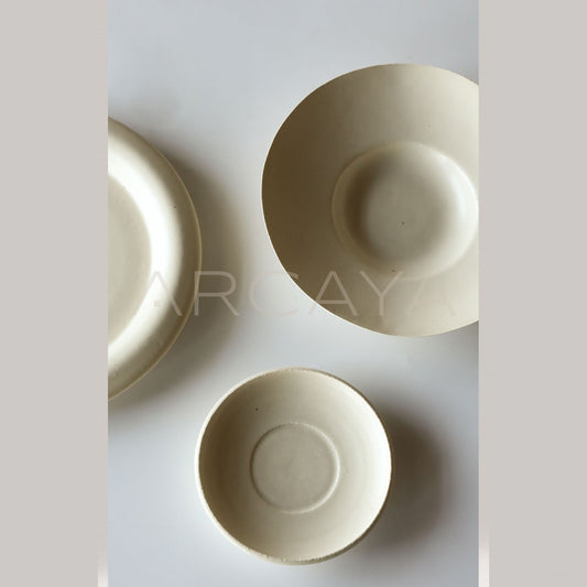 Amu Collab Handmade Ceramic Plate Bowl Set - scene