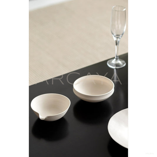 Amu Collab Plain Cream Ceramic Tableware - scene