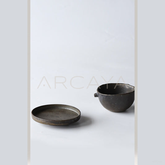 Amu Collab Xuanpu Stoneware Eared Bowl - scene