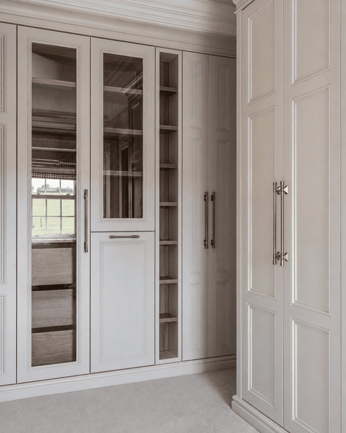 Heritage Collection wardrobe wall