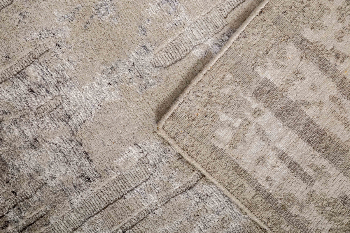 Weaves Arc Area Rug — product view 03