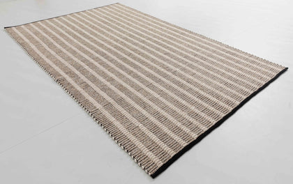 Harta Bloom Area Rug — product view 03