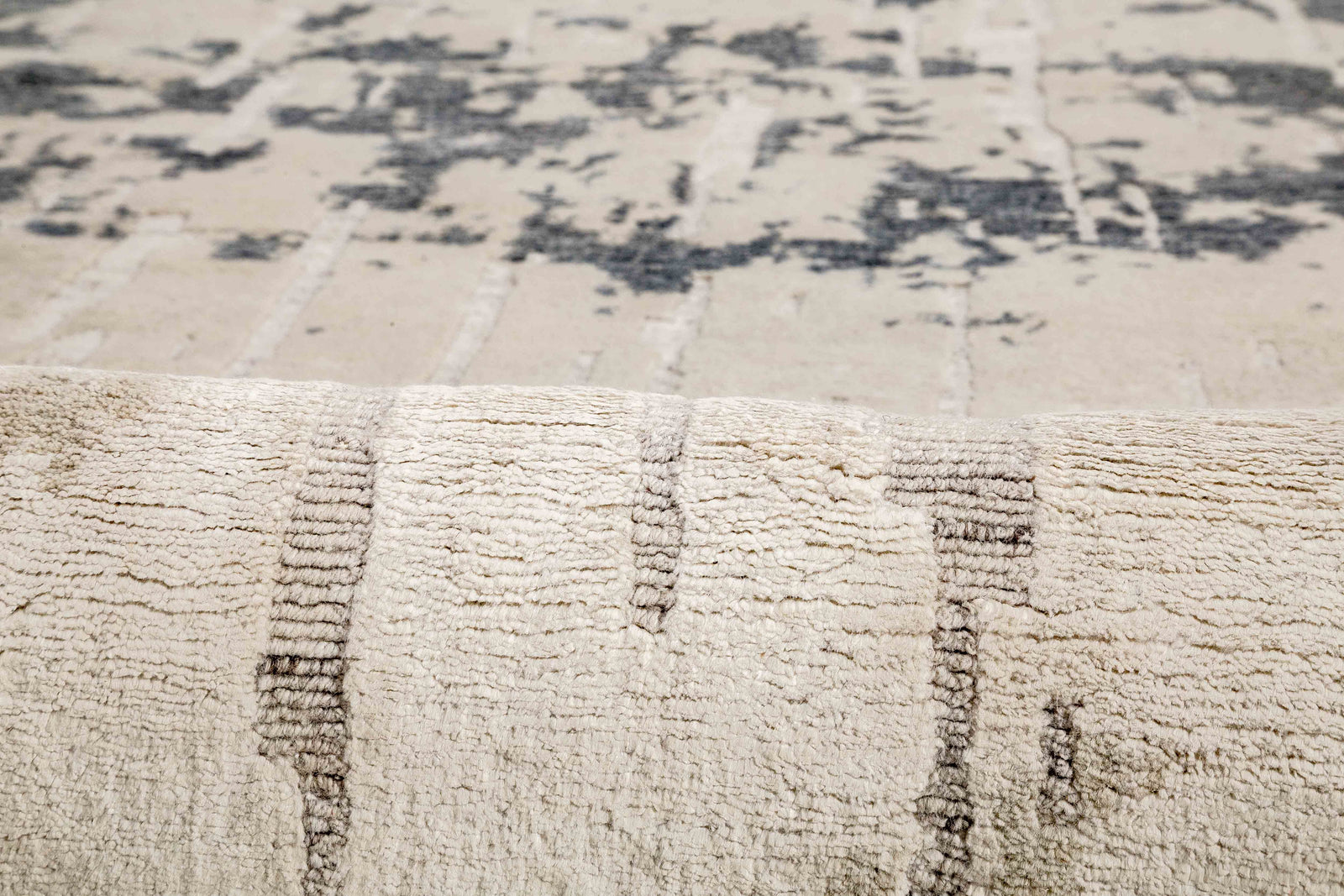 One silhouette. Your dimensions, comfort and finish.