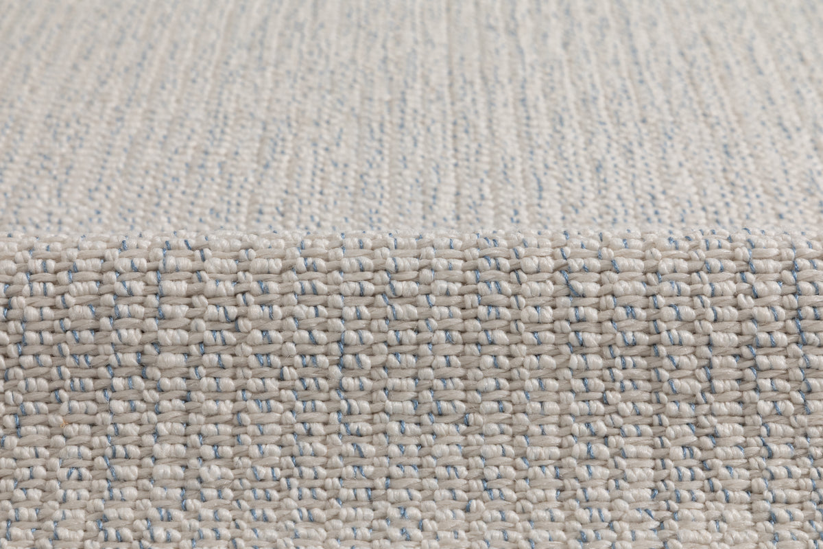 One silhouette. Your dimensions, comfort and finish.