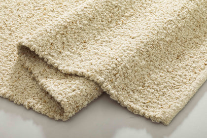 Hug Arc Area Rug — product view 03