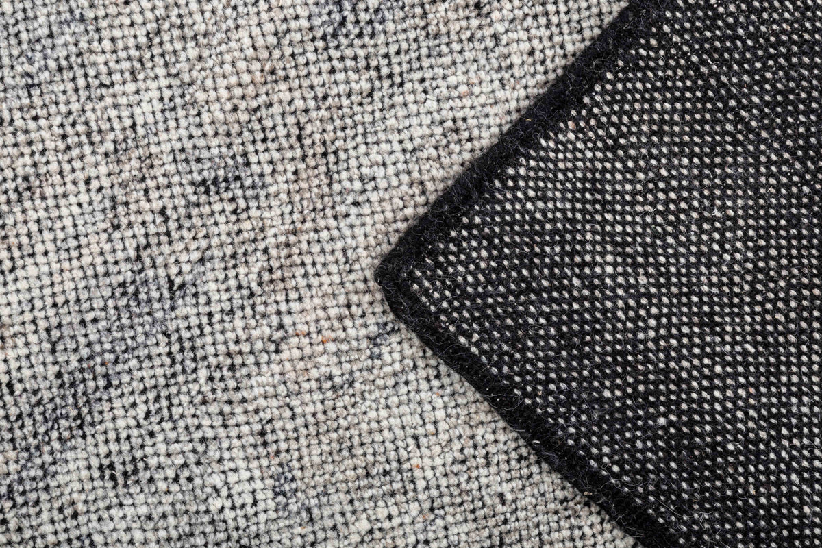 One silhouette. Your dimensions, comfort and finish.