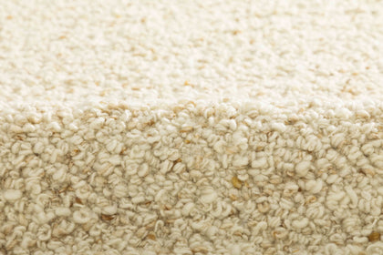 Hug Arc Area Rug — product view 04
