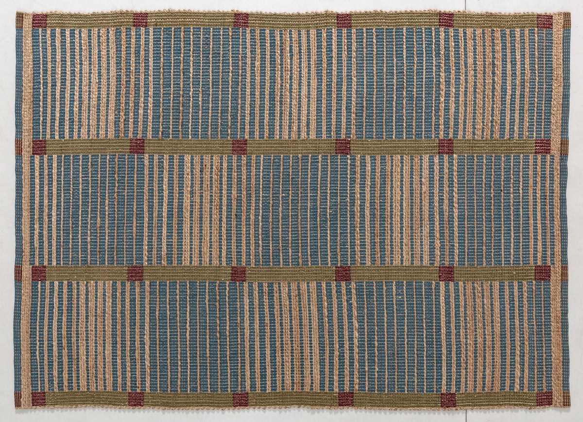Huegem Bloom Area Rug — product view 02