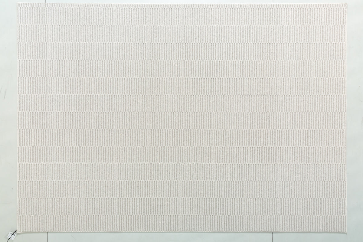 One silhouette. Your dimensions, comfort and finish.
