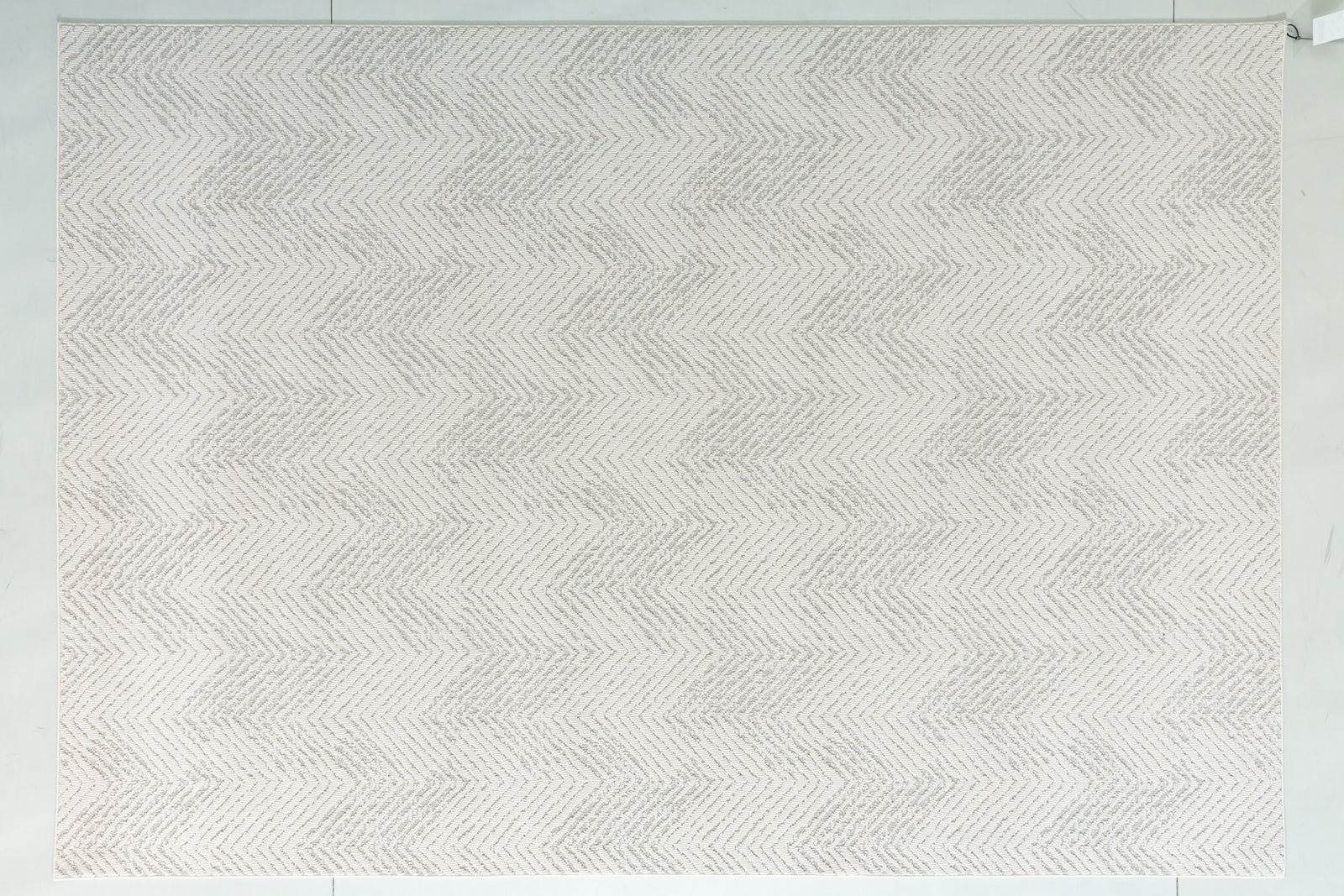 One silhouette. Your dimensions, comfort and finish.