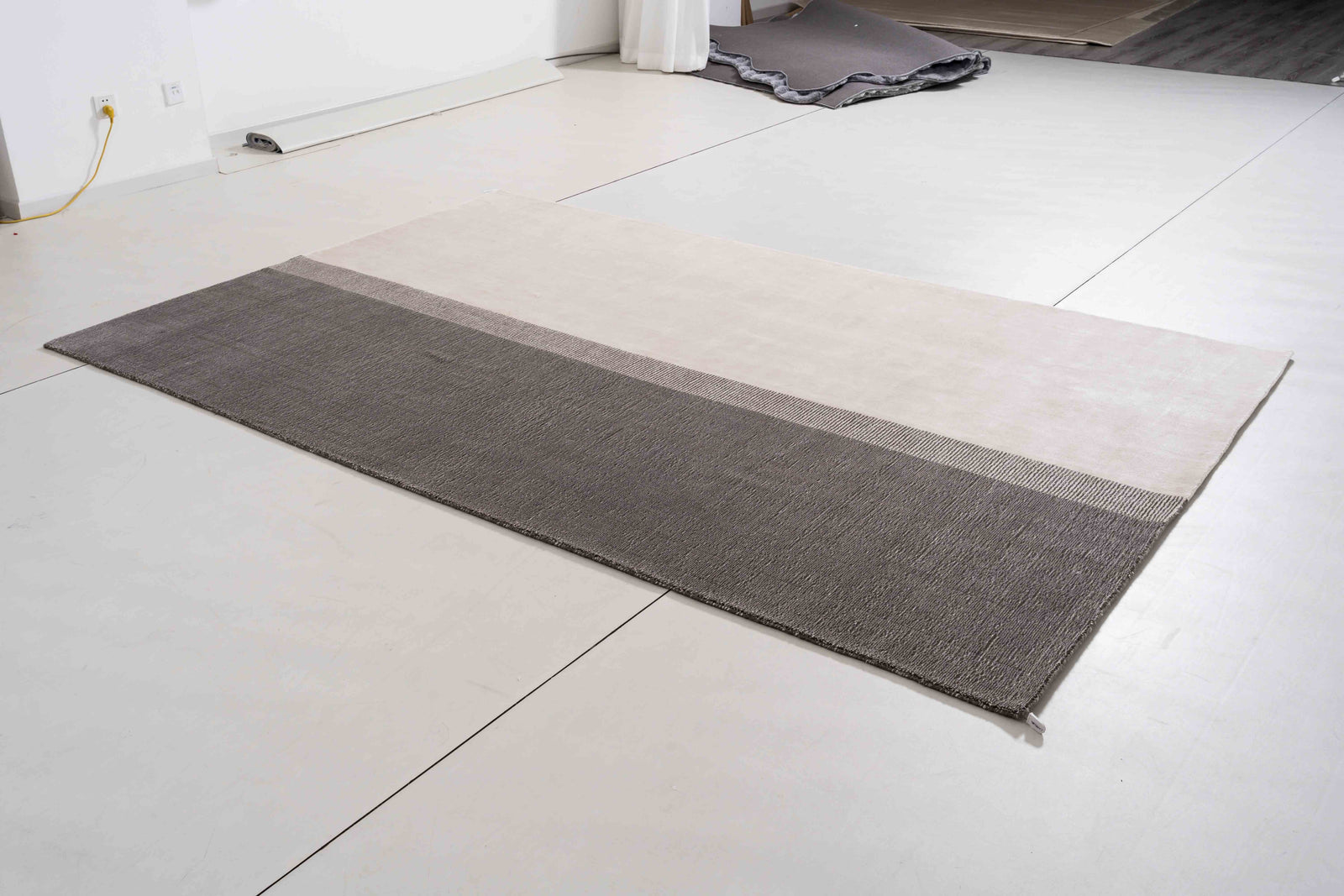 One silhouette. Your dimensions, comfort and finish.