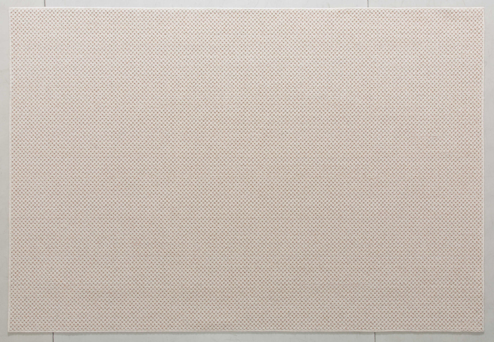 One silhouette. Your dimensions, comfort and finish.