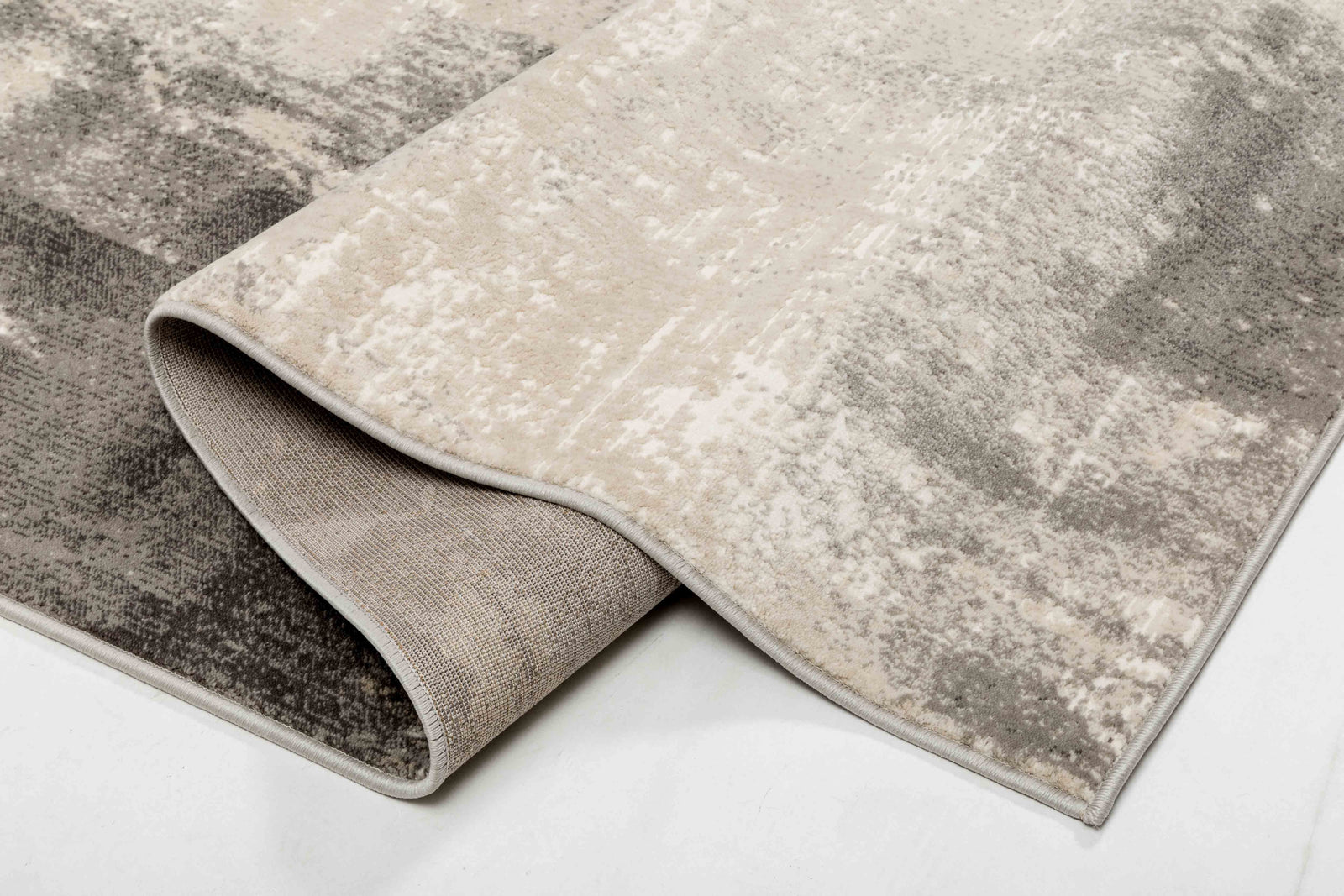 One silhouette. Your dimensions, comfort and finish.