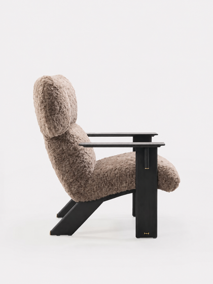 Kestrel Form Lounge Chair