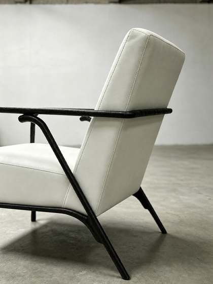 Dahlia Vista Armchair