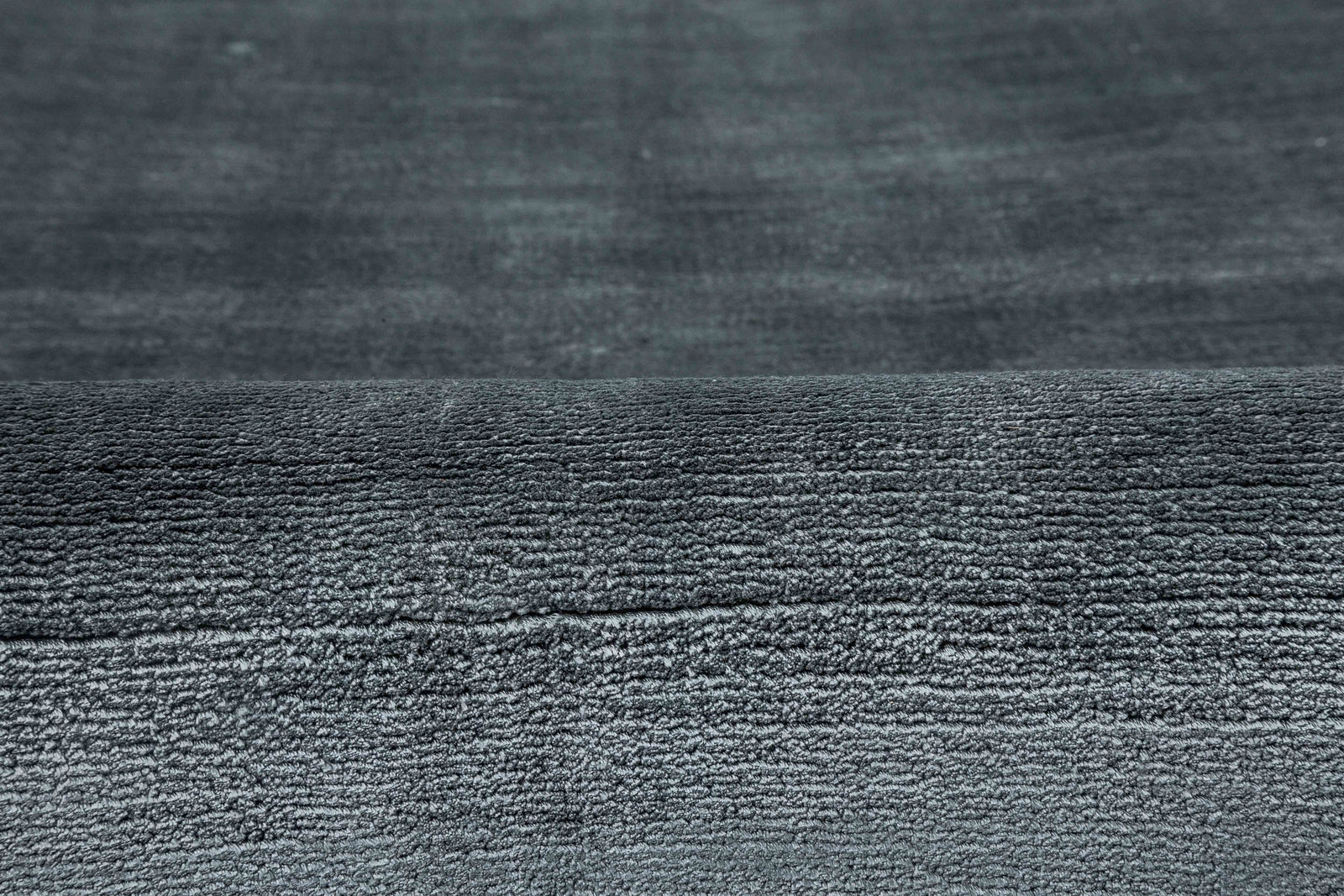 One silhouette. Your dimensions, comfort and finish.
