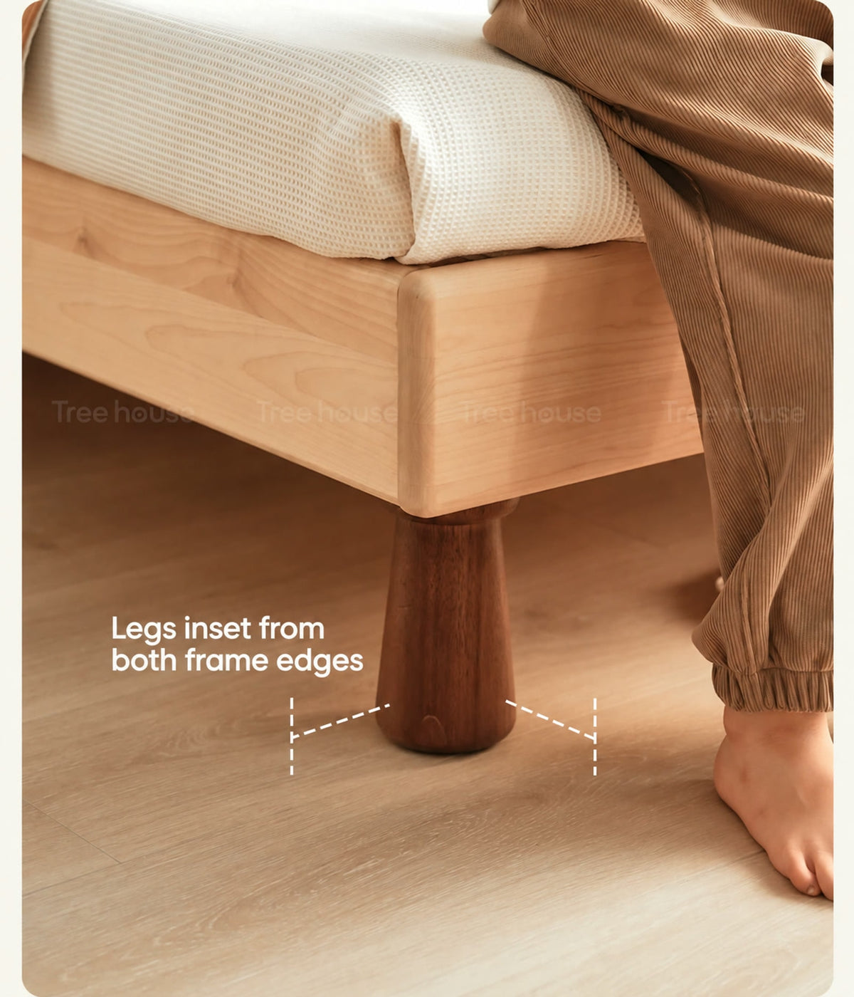  Legs inset from both frame edges
