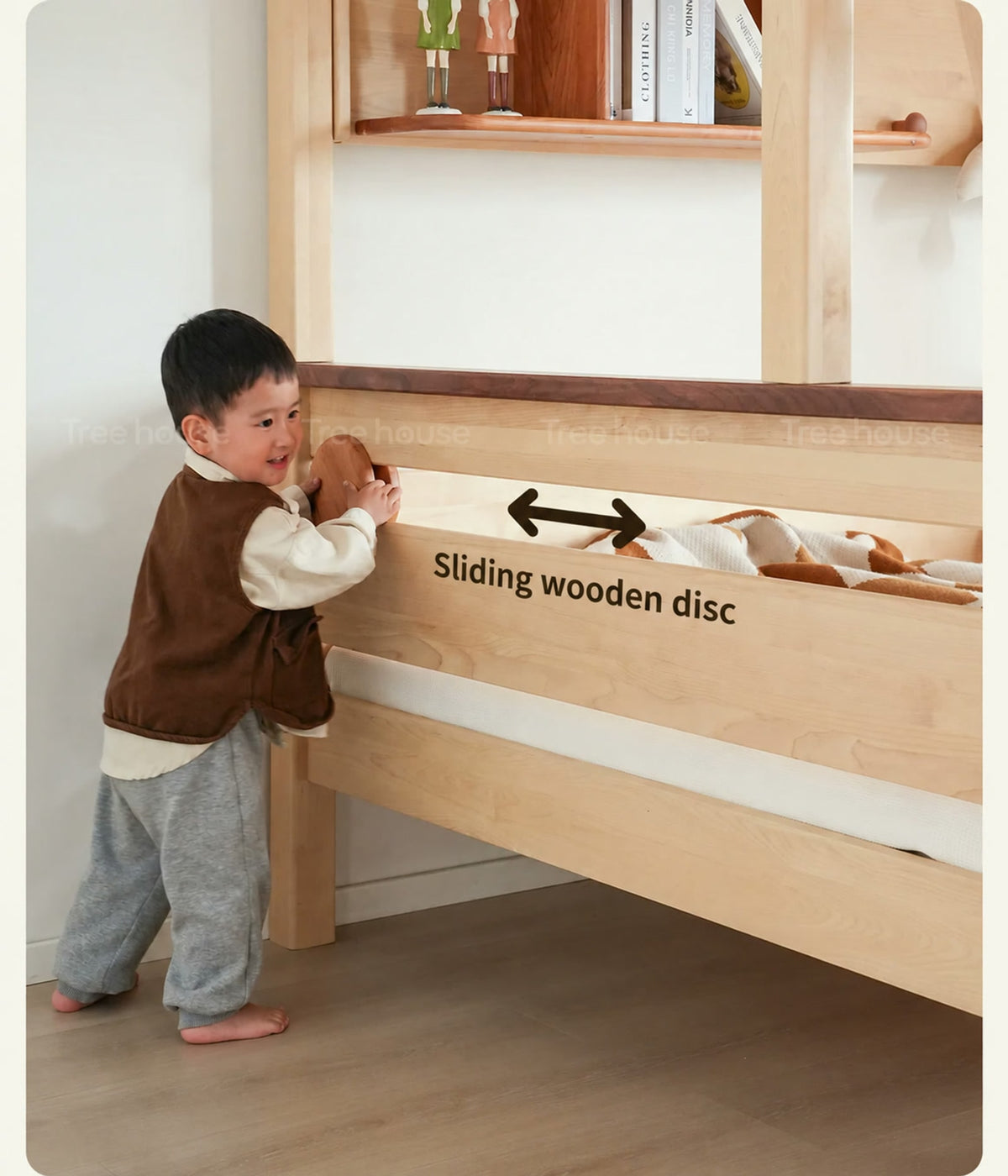  Sliding wooden disc on the lower bed side rail.