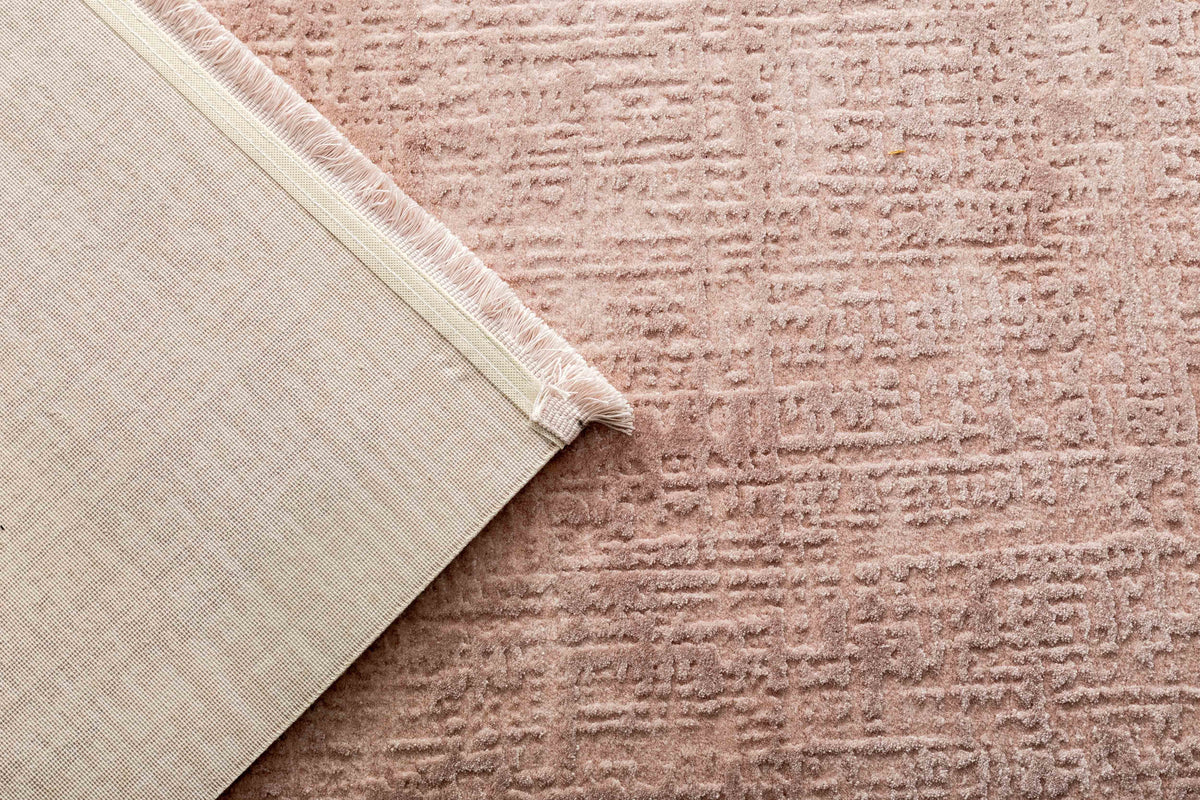 One silhouette. Your dimensions, comfort and finish.