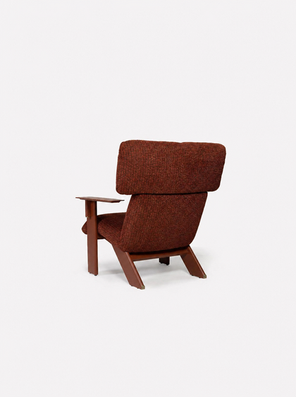 Kestrel Form Lounge Chair
