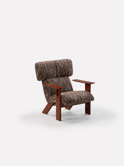 Kestrel Form Lounge Chair