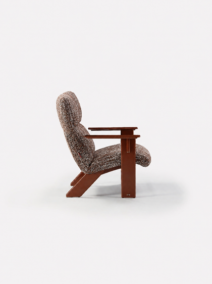 Kestrel Form Lounge Chair