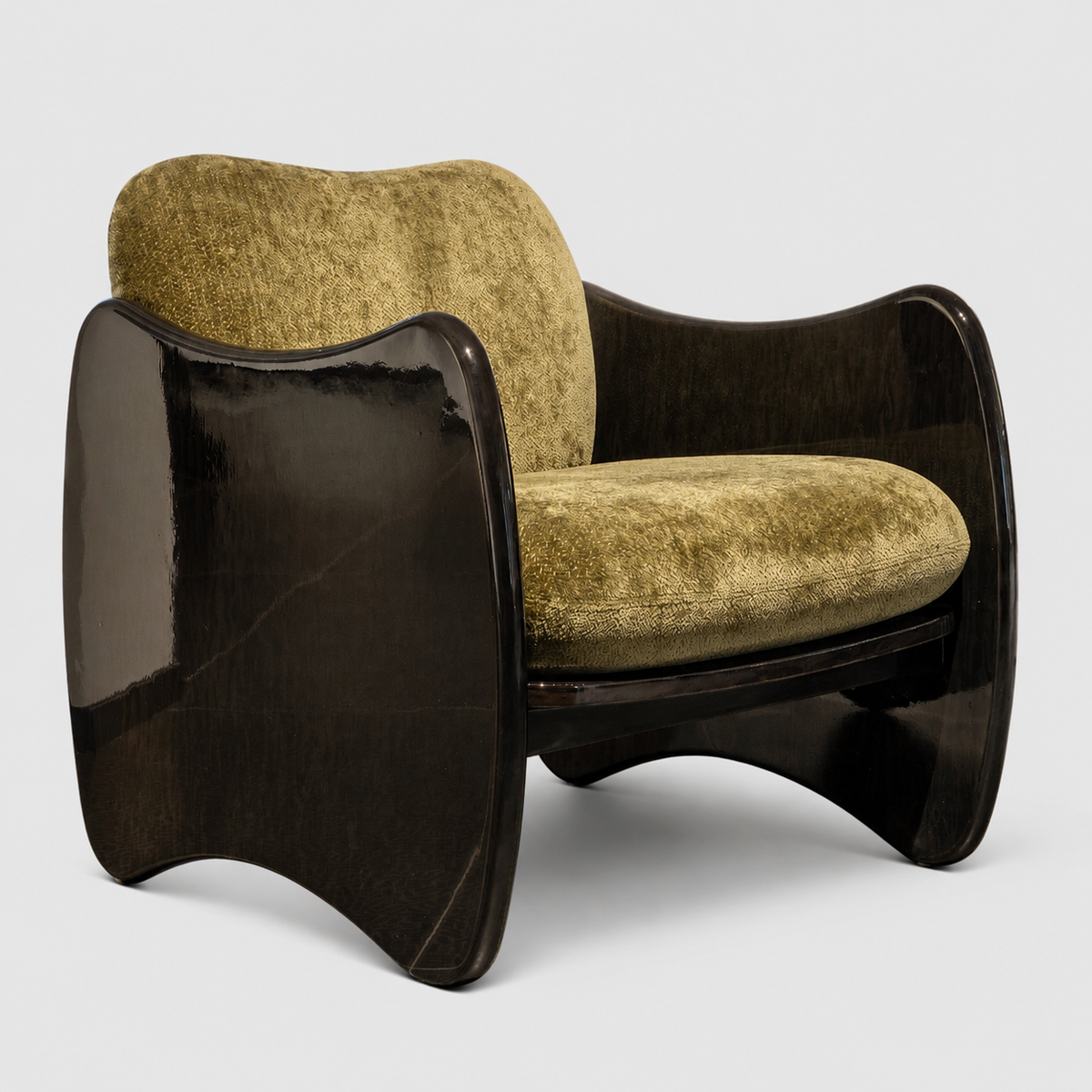 Fawn Field Lounge Chair