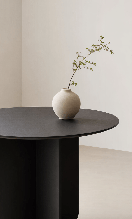 Minimal Dining Room