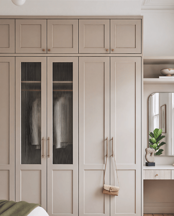 Wardrobes & Storage