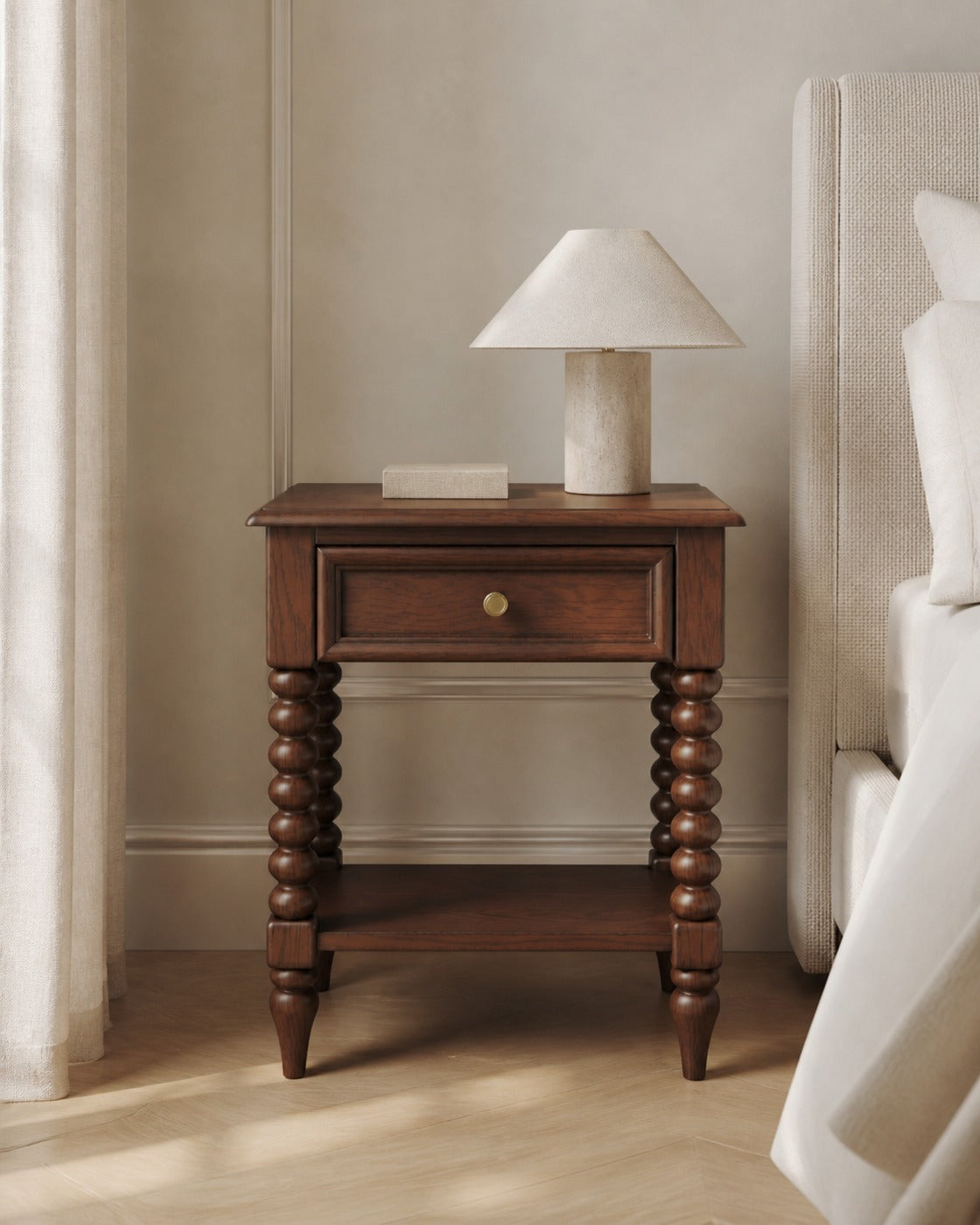 One silhouette. Your dimensions, comfort and finish.