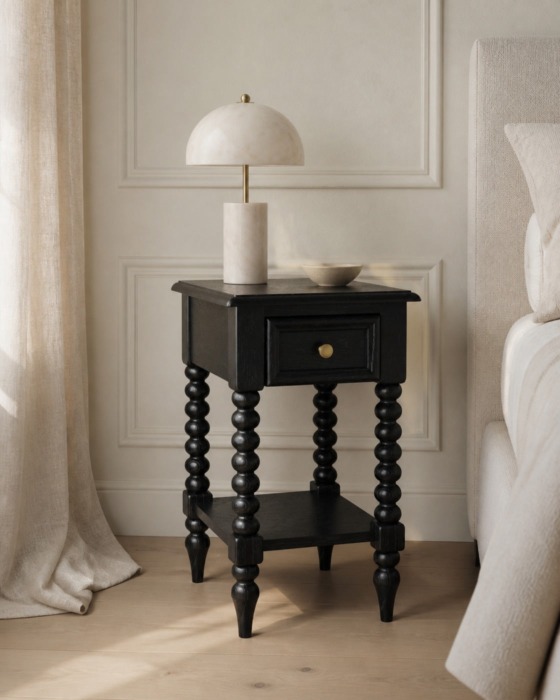 One silhouette. Your dimensions, comfort and finish.