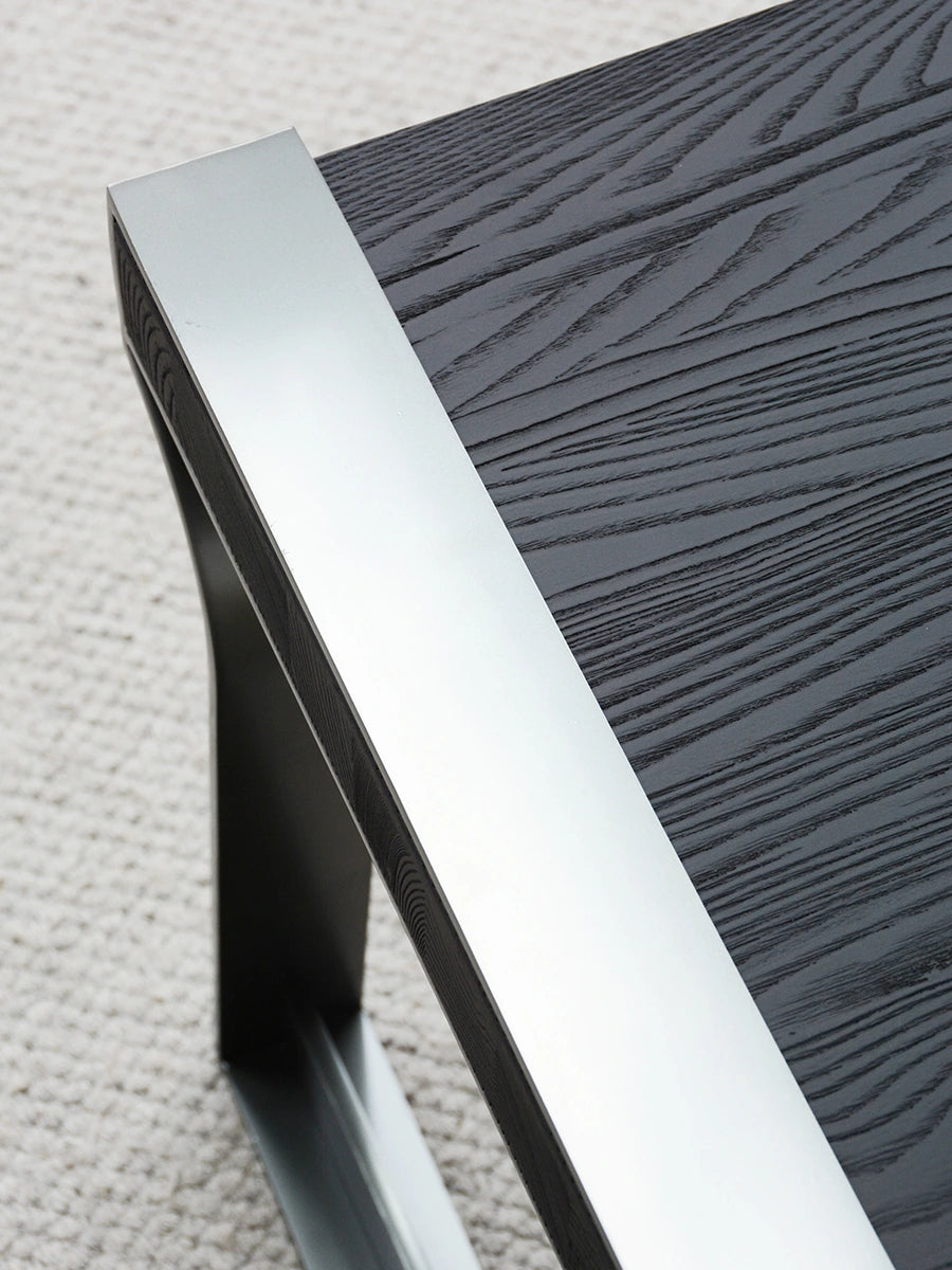 One silhouette. Your dimensions, comfort and finish.
