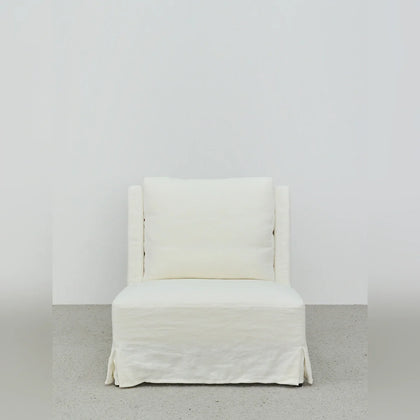 A00004 A00004 Lounge Chair — view 01