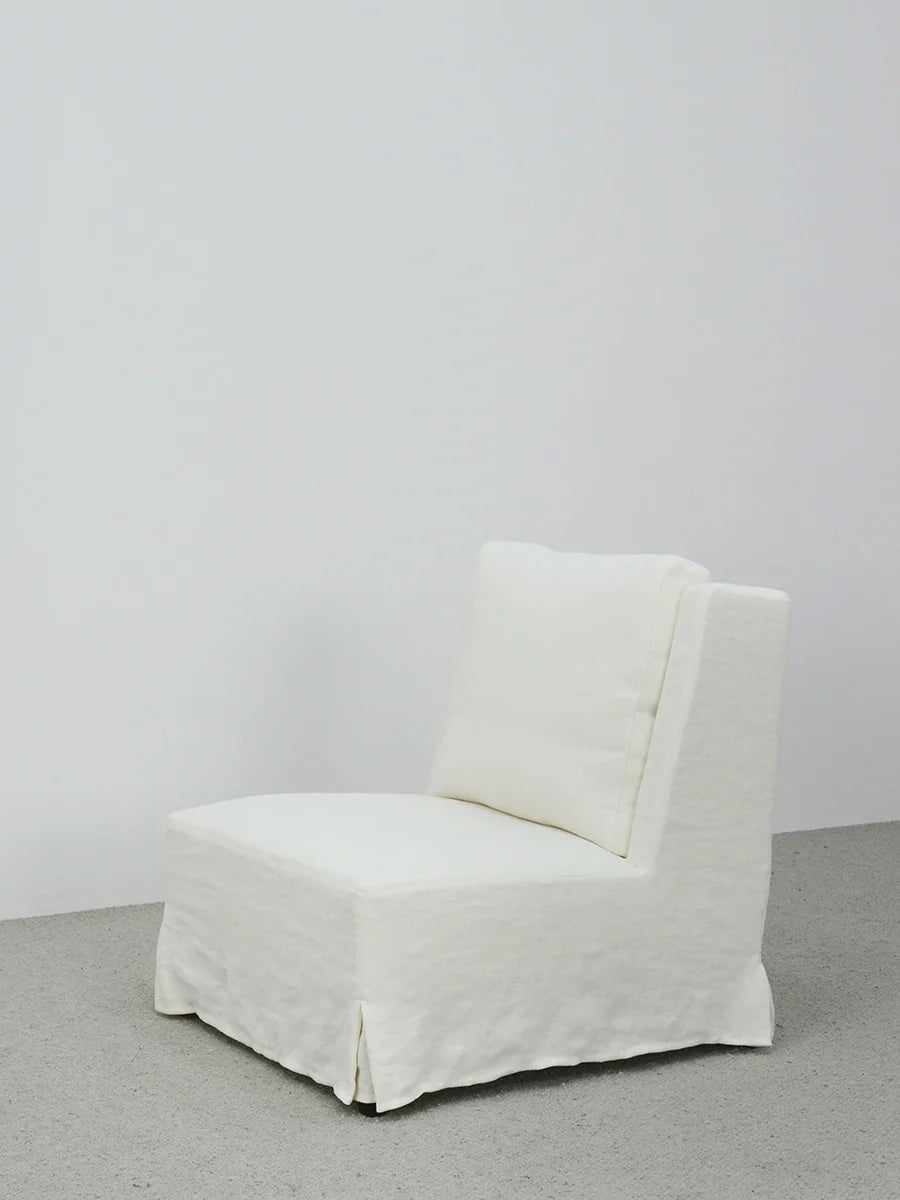 A00004 A00004 Lounge Chair — view 02