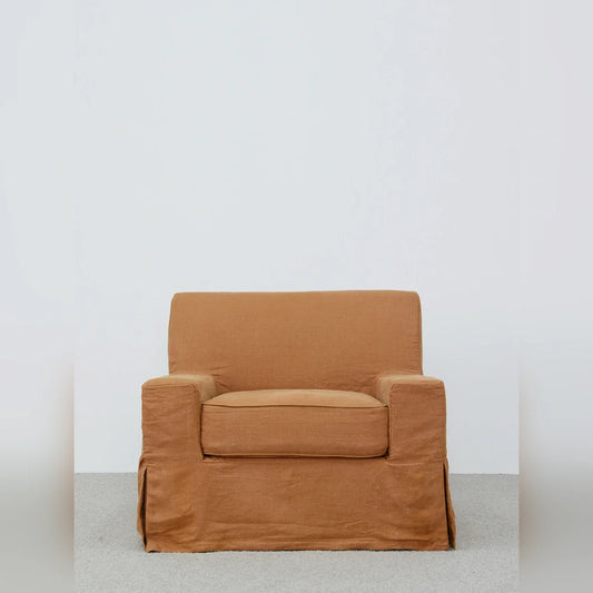 A00015 A00015 Lounge Chair — view 01