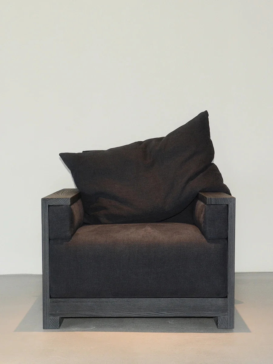 A00029 A00029 Lounge Chair — view 04