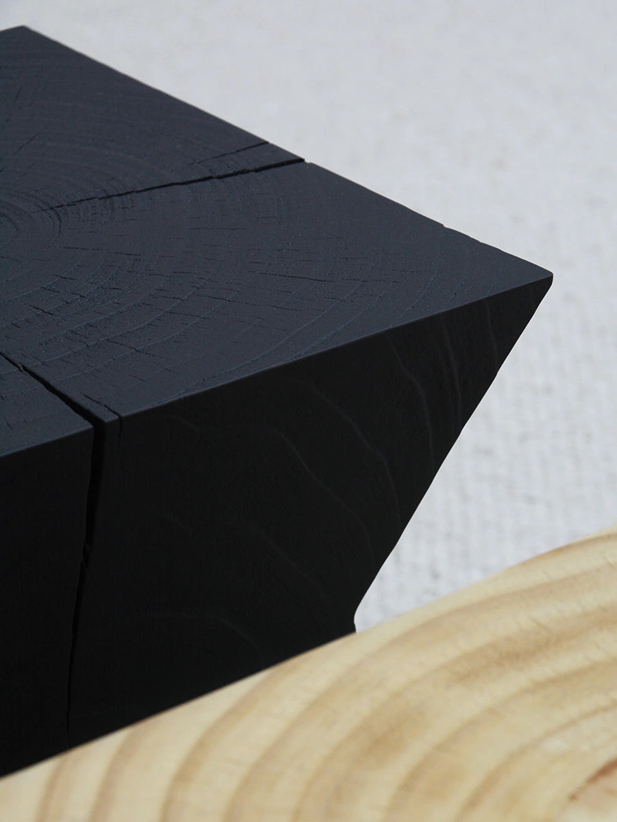 One silhouette. Your dimensions, comfort and finish.