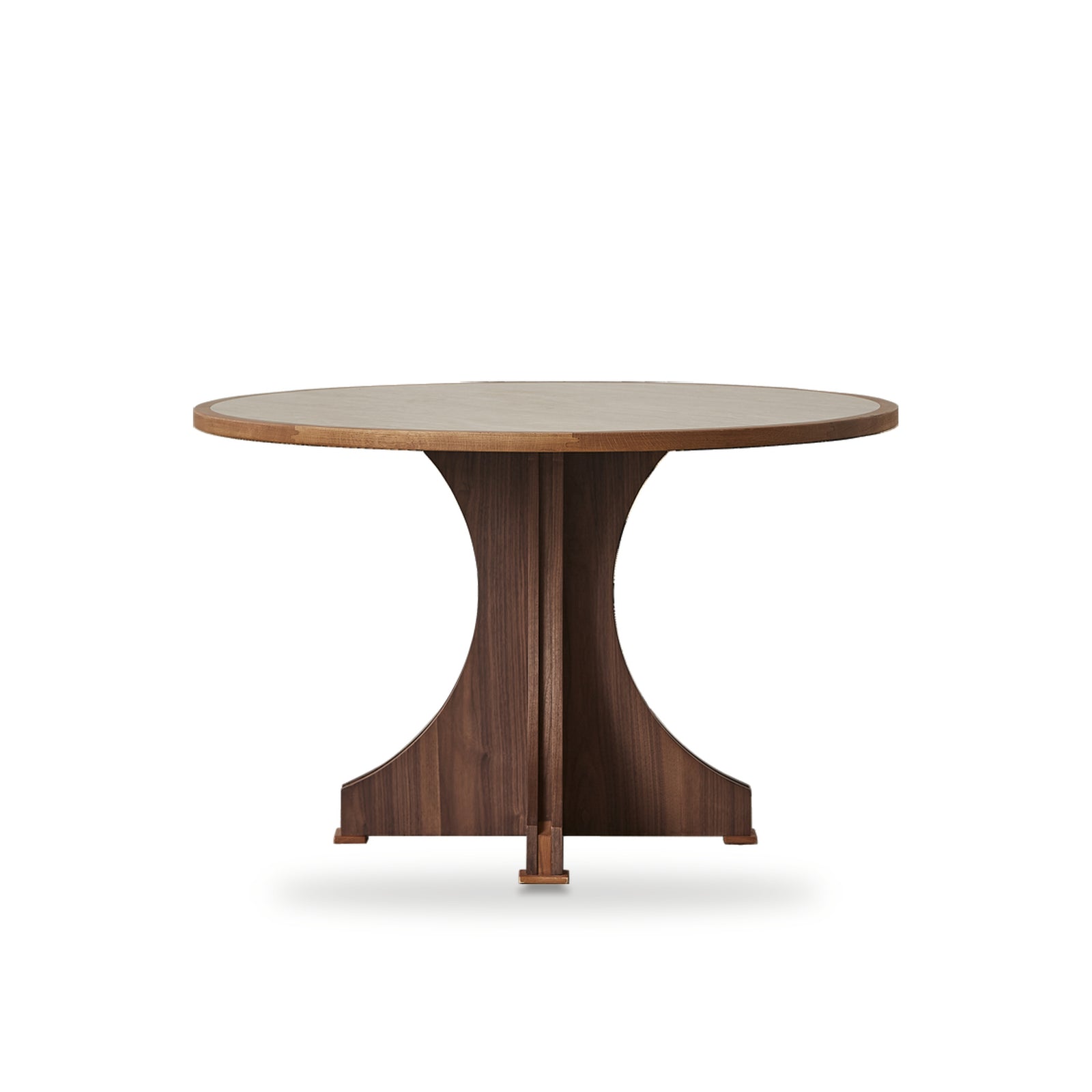 One silhouette. Your dimensions, comfort and finish.