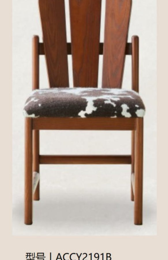 Atubi Stool ACCY2191B in a finished interior.