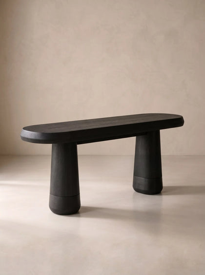 A00006 A00006 Console Table — view 02
