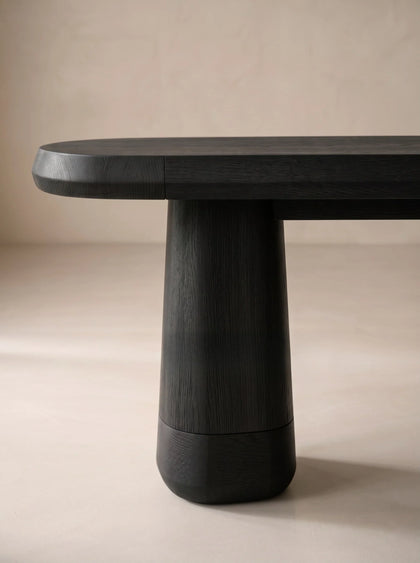 A00006 A00006 Console Table — view 03