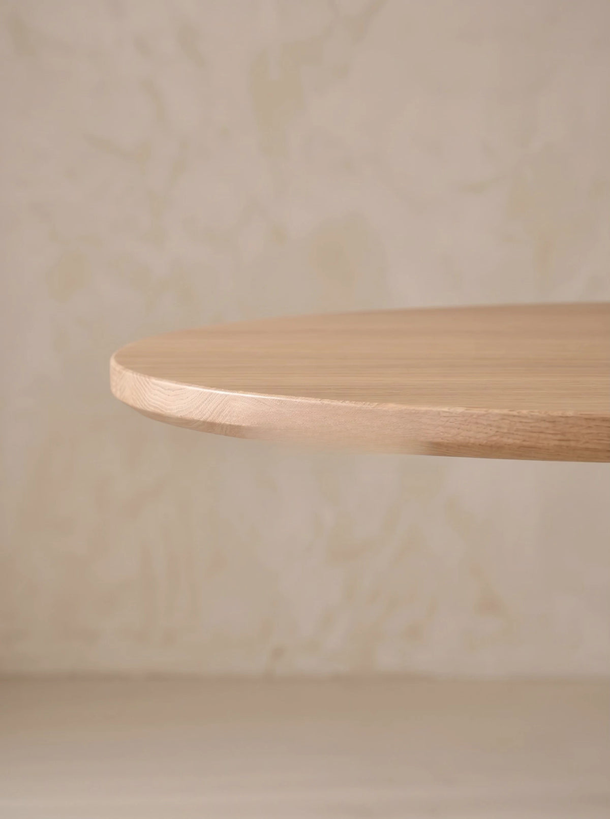 One silhouette. Your dimensions, comfort and finish.
