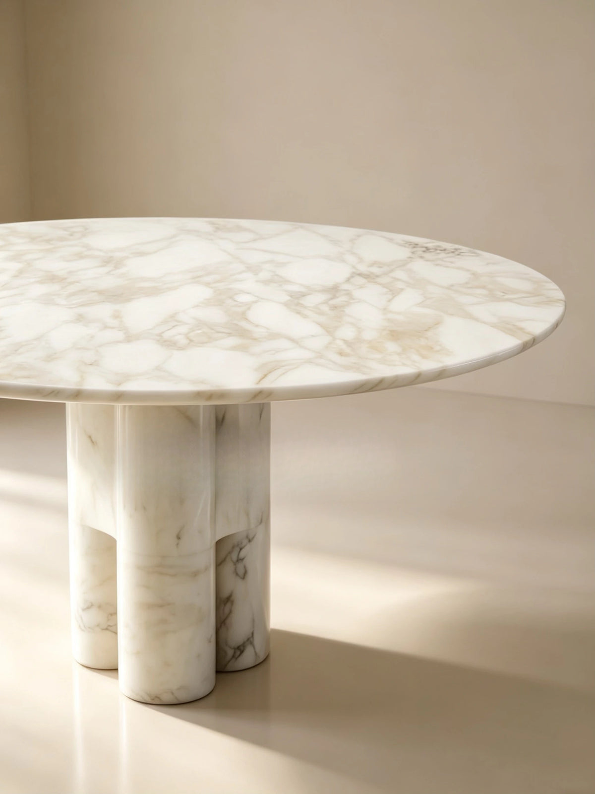 One silhouette. Your dimensions, comfort and finish.