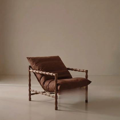 A00054 A00054 Lounge Chair — view 01