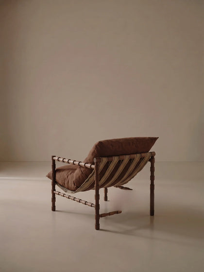 A00054 A00054 Lounge Chair — view 03