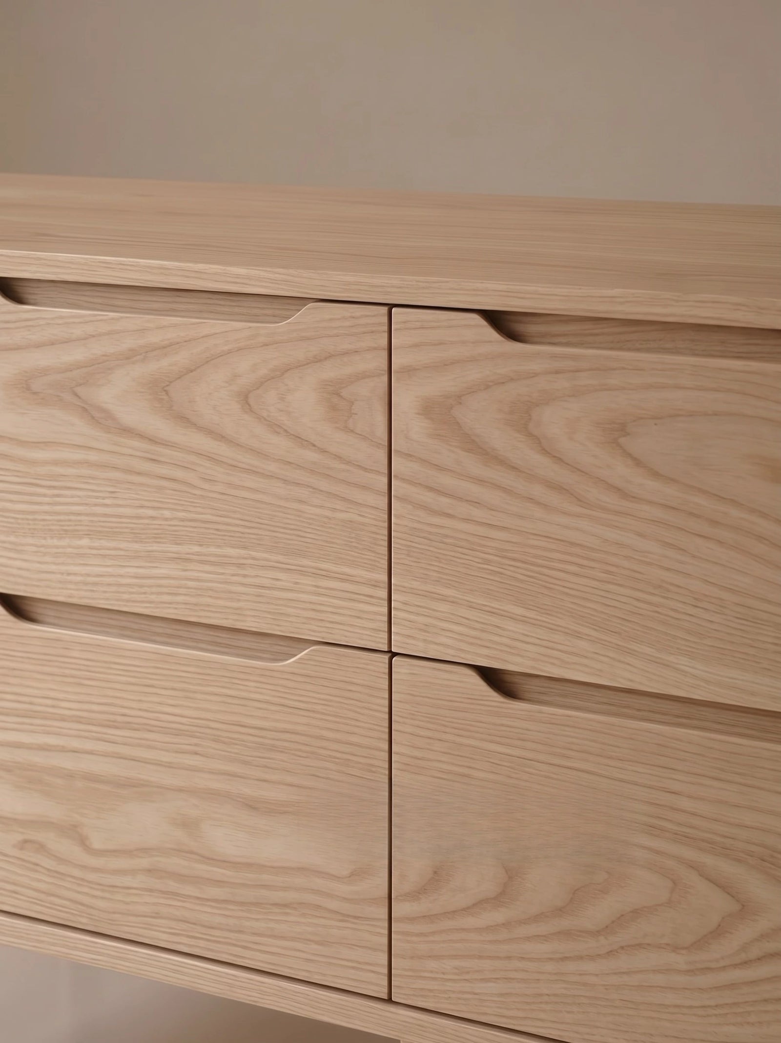 One silhouette. Your dimensions, comfort and finish.