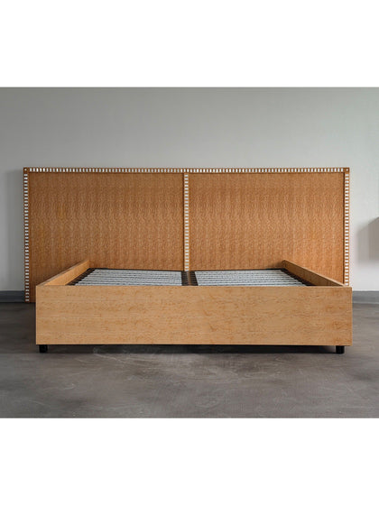 A00015 A00015 Bed — view 03