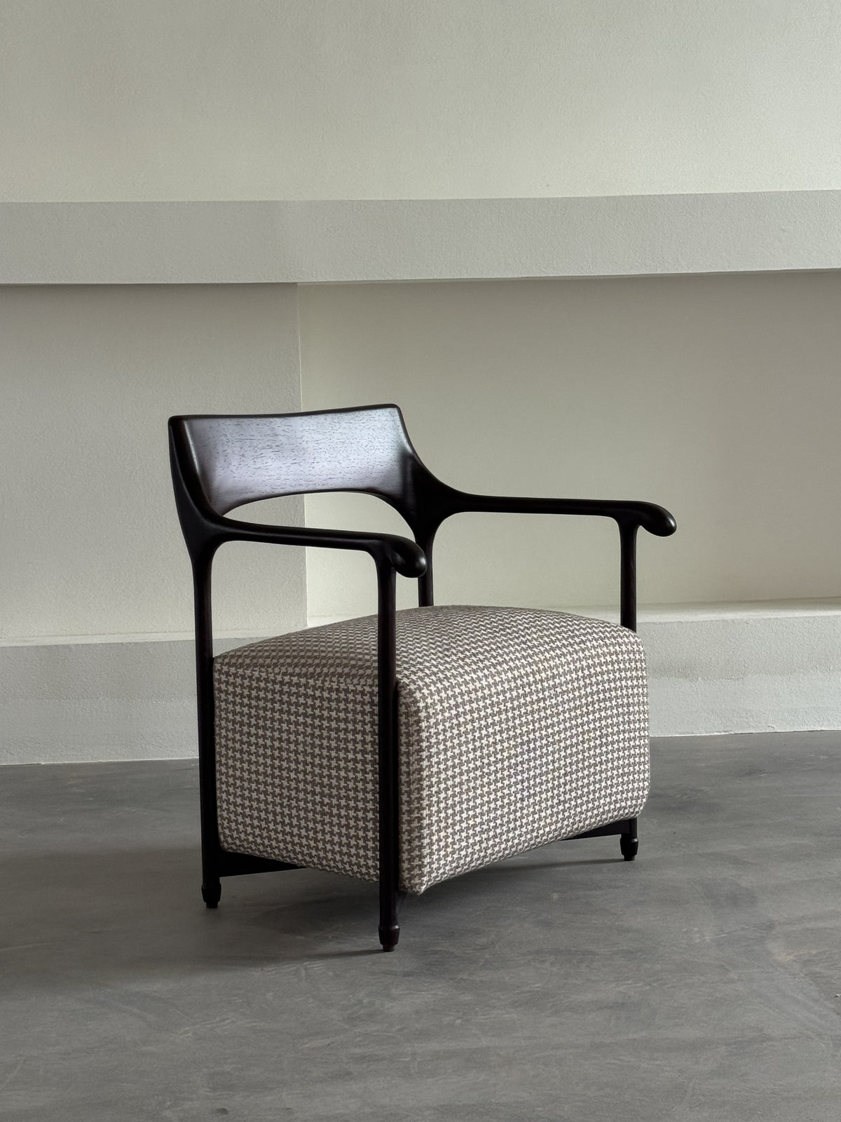 A00029 Lounge Chair in a finished interior.