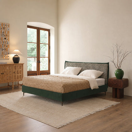 B609 B609 Bed — view 02
