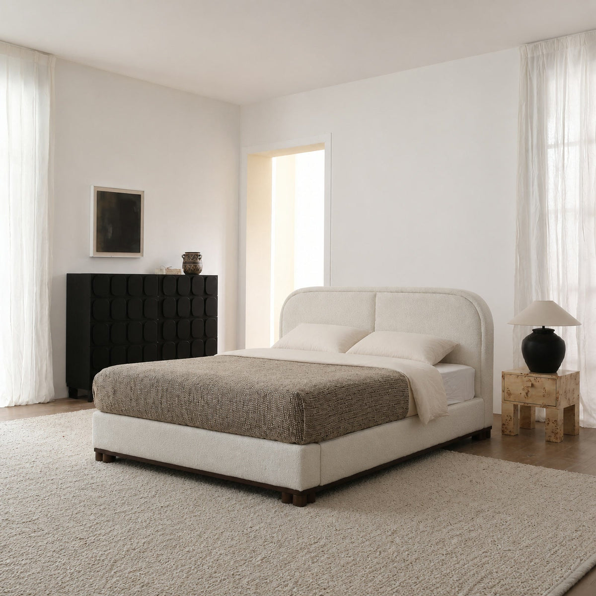 B705 B705 Bed — view 02